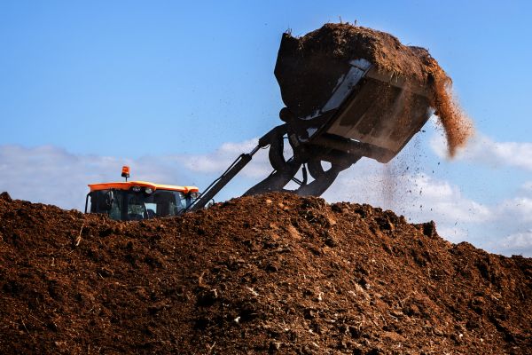 Dirt Spreading in Huntersville